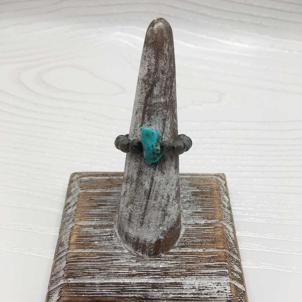 HANDCRAFTED Labradorite & Turquoise Stretch Bead Ring
